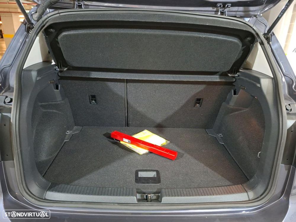 VW T-Cross 1.0 TSI Urban DSG - 11