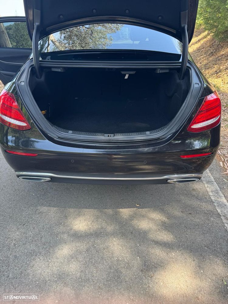 Mercedes-Benz E 220 d AMG Line - 10