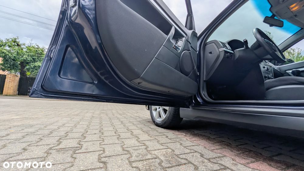 Opel Vectra 1.9 CDTI Edition Plus - 23