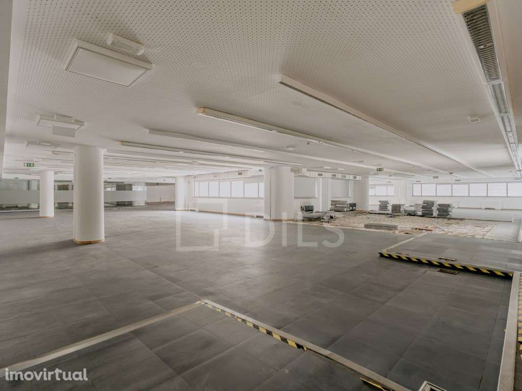 Escritório para arrendar - Vila Lambert, Campo Grande, Lisboa - Grande imagem: 2/17