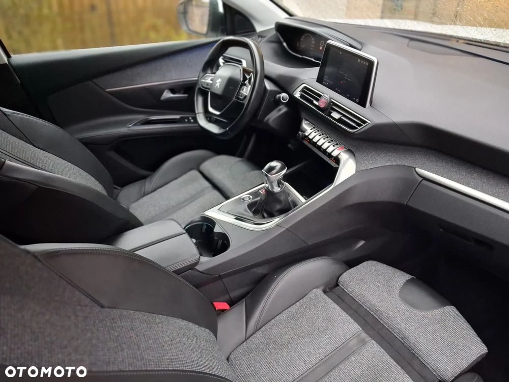 Peugeot 5008 PureTech 130 Stop & Start Allure Pack - 8