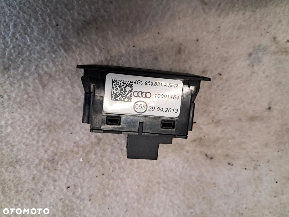 Przycisk Zamykania Klapy Bagażnika 4G0959831A Q3 Q5 A4 A5 A6 A8 - 5