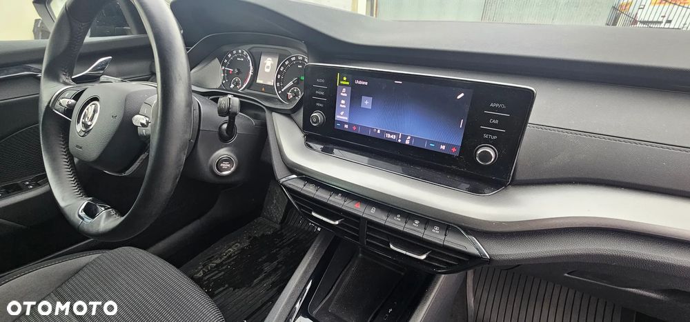 Skoda Octavia 2.0 TDI Ambition DSG - 9