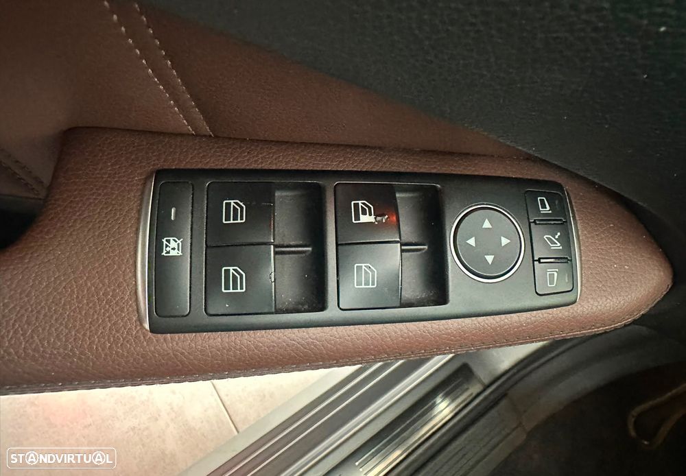 Mercedes-Benz E 300 Bluetec Hybrid Avantgarde - 21