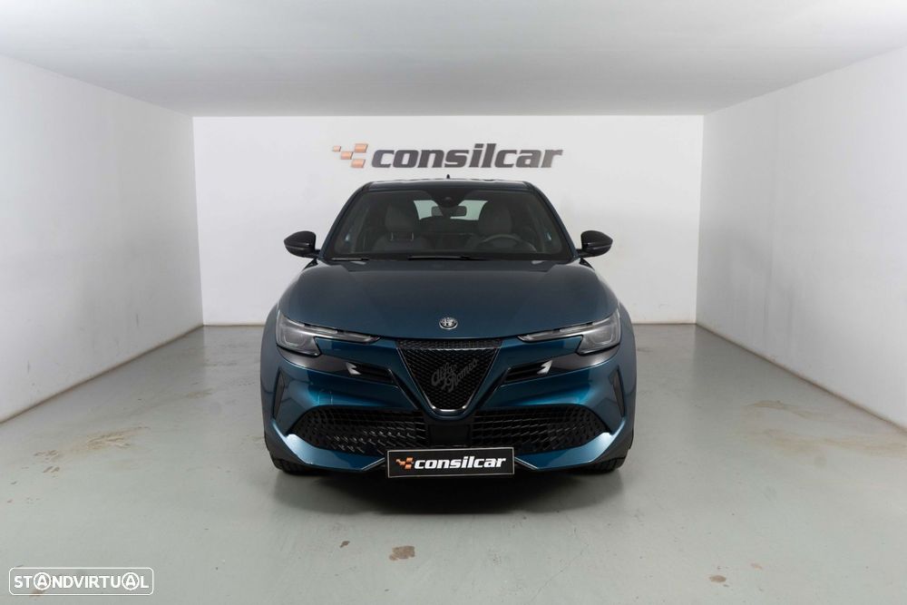 Alfa Romeo Junior Elletrica 50 kWh Launch Edition - 3