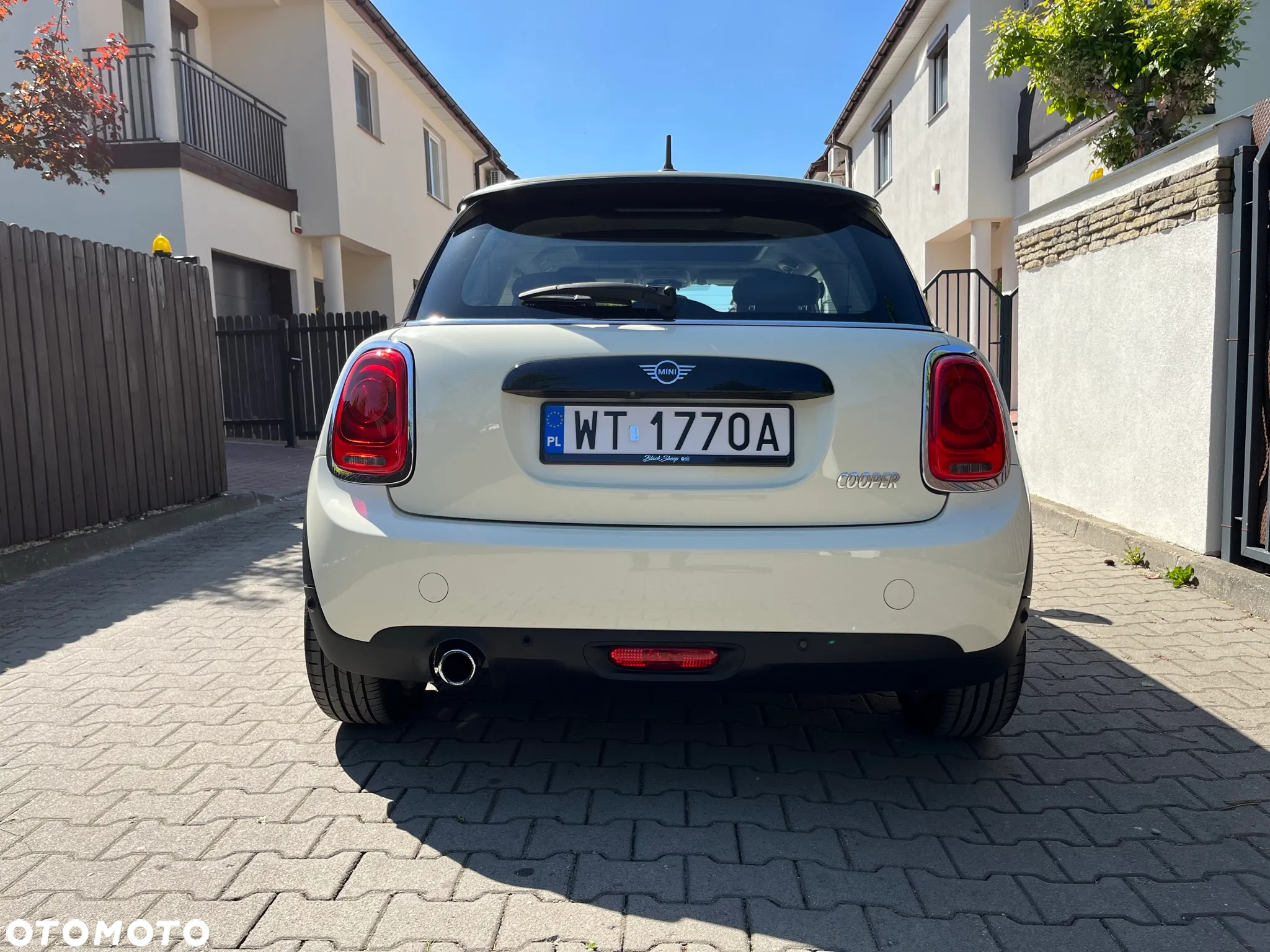 MINI Cooper Standard - 8