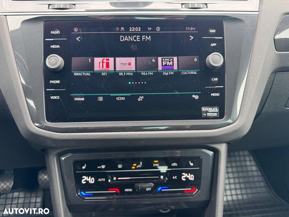Volkswagen Tiguan - 10