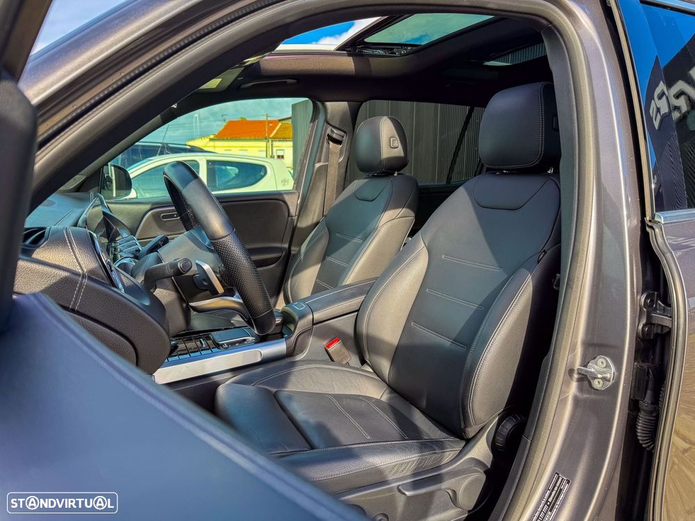 Mercedes-Benz GLB 200 d AMG Line - 32