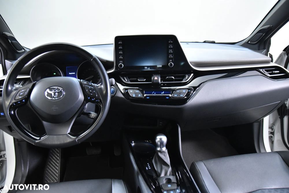 Toyota C-HR - 9
