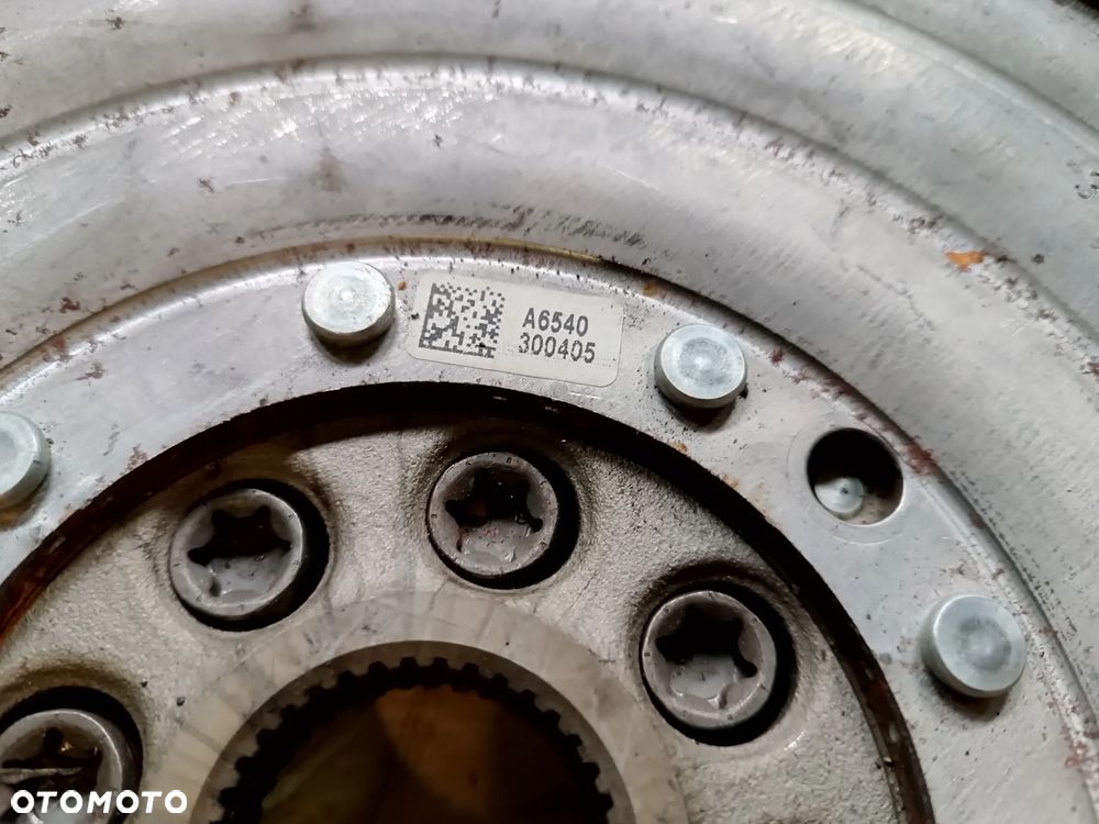 KOŁO DWUMASOWE DWUMASA A6540300405 MERCEDES  2.0 CDI - 2