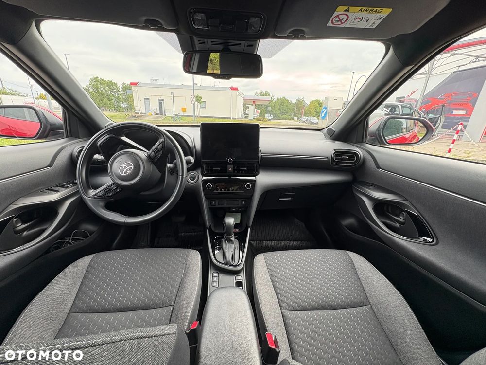 Toyota Yaris Cross - 13