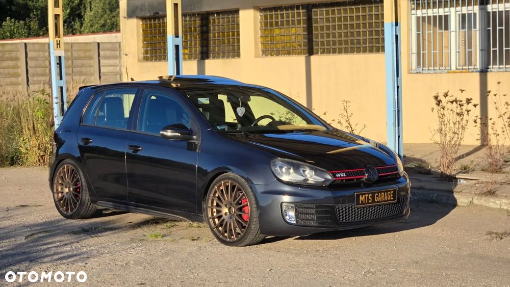 Volkswagen Golf - 4