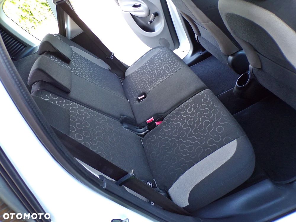 Citroën C3 Picasso HDi 110 FAP Exclusive - 25