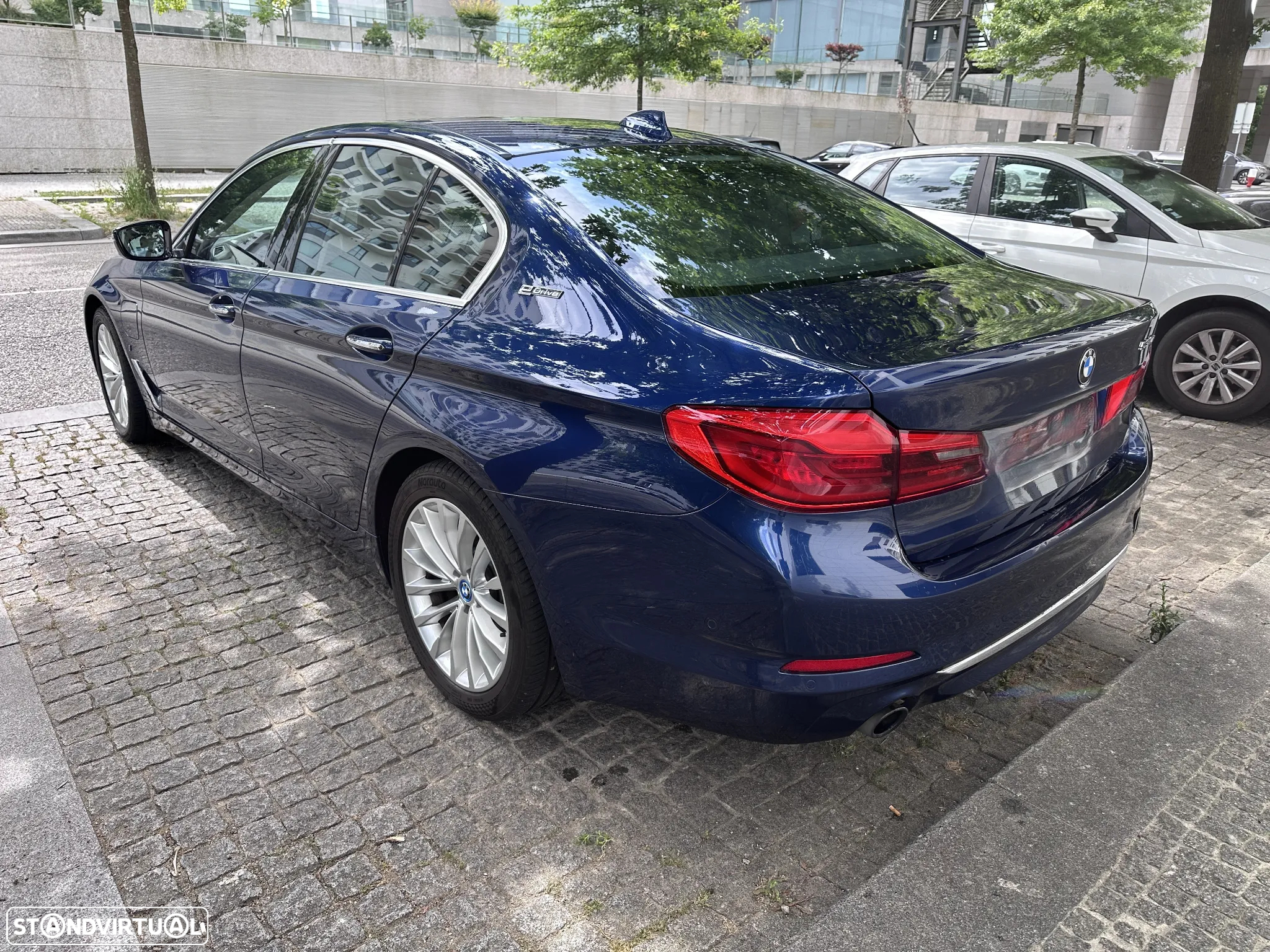 BMW 530 e iPerformance Line Luxury - 4