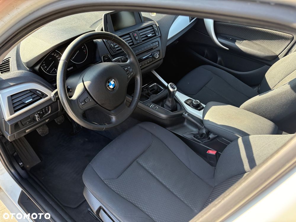 BMW Seria 1 - 16