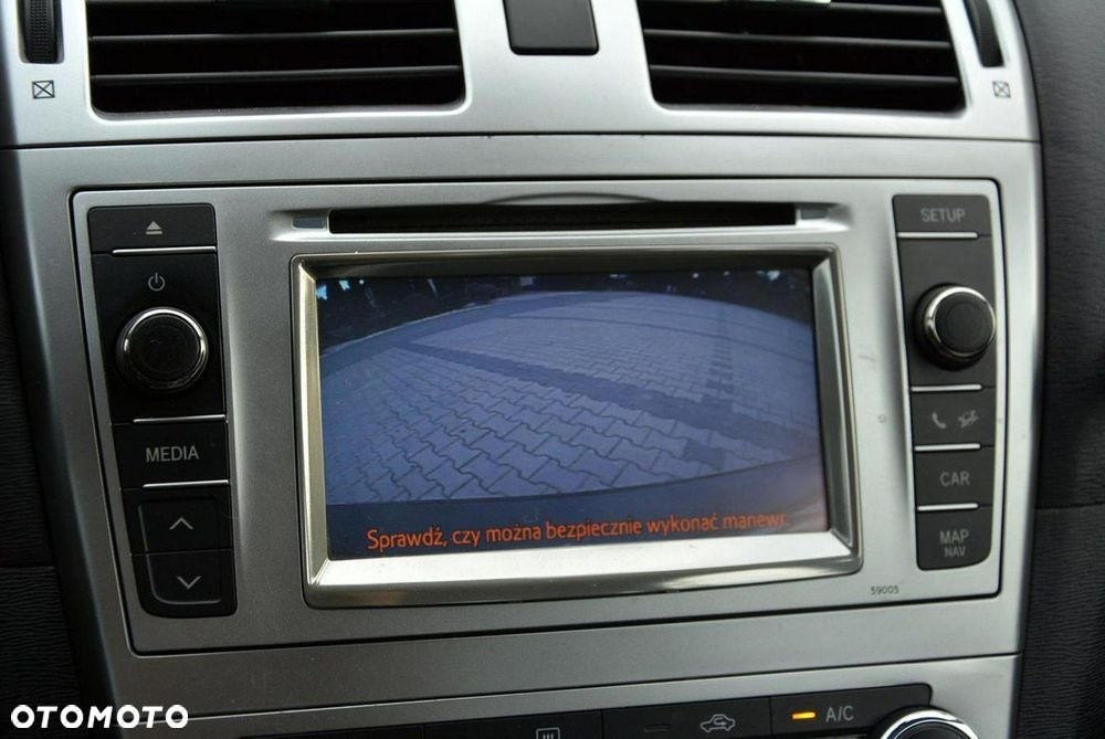 Toyota Avensis 2.0 D-4D Comfort - 32