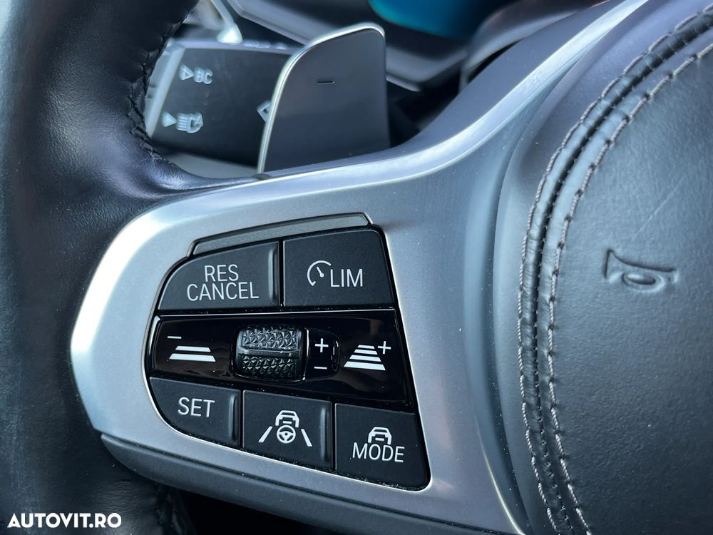 BMW X6 xDrive40i - 17