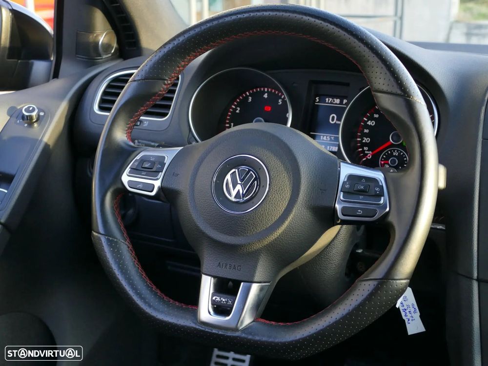 VW Golf 2.0 TSi GTI DSG - 31