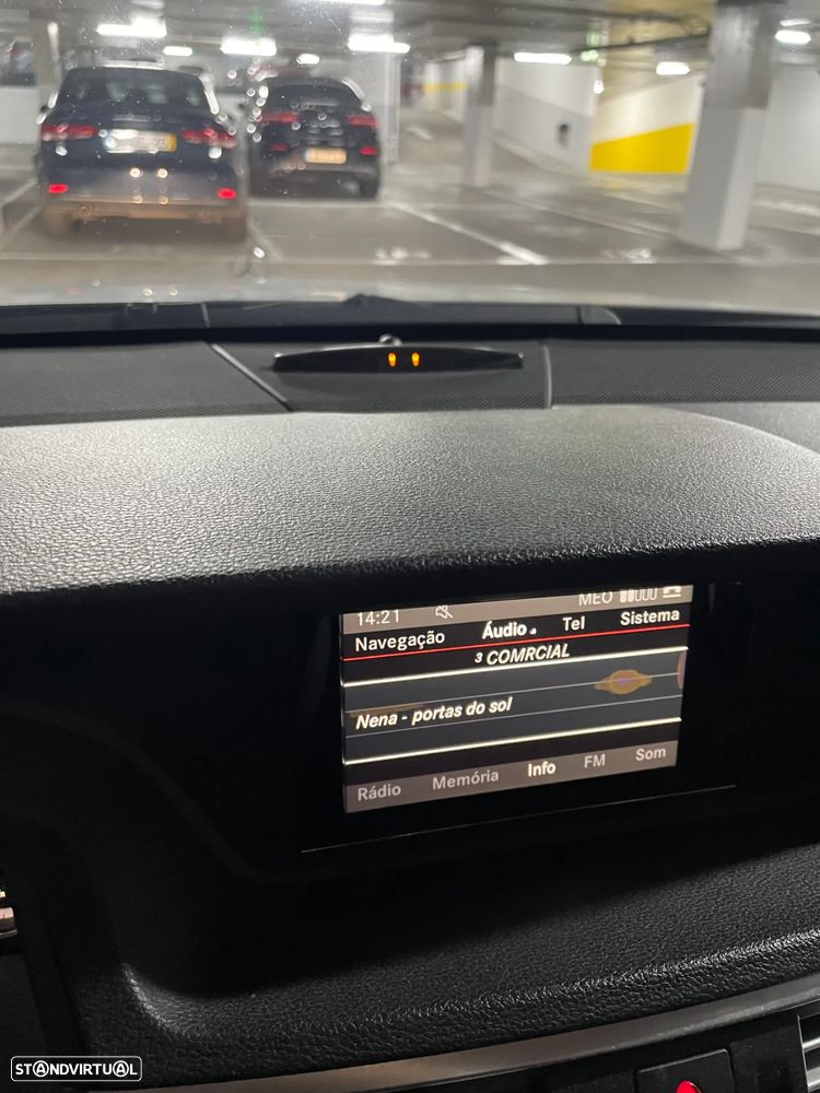 Mercedes-Benz E 300 Bluetec Hybrid Avantgarde - 13