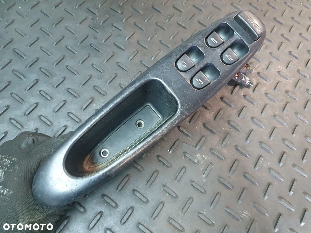 PRZEŁĄCZNIK WYŁĄCZNIK SZYBY ALFA ROMEO 156 LIFT 156034428 - 1