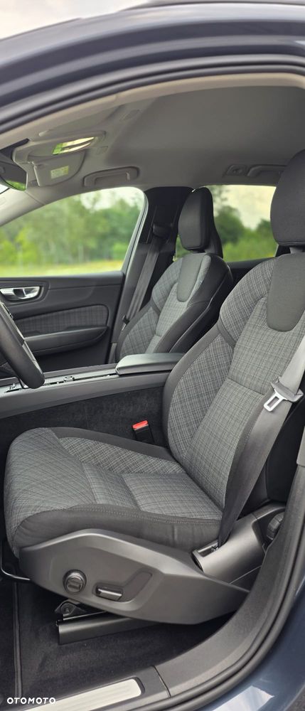 Volvo XC 60 B4 B Core - 19