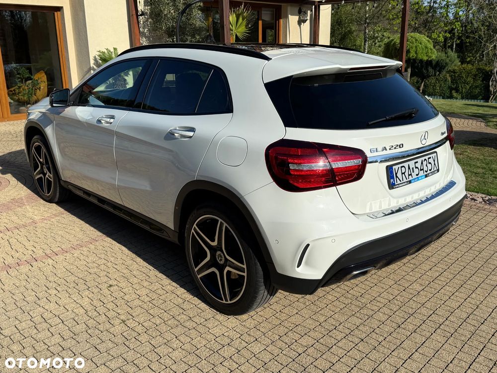 Mercedes-Benz GLA 220 4-Matic AMG Line - 7