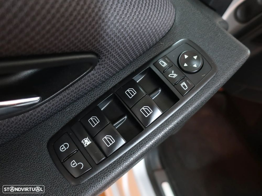 Mercedes-Benz A 180 CDI Avantgarde - 17