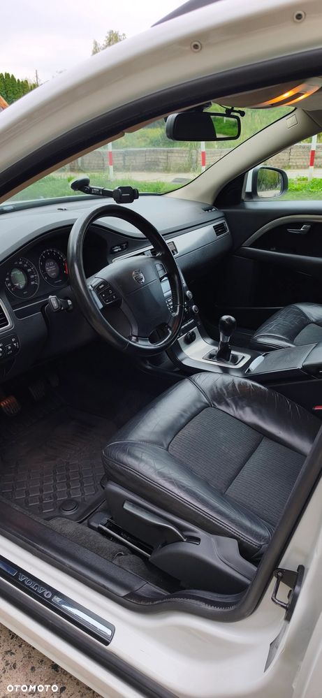 Volvo V70 2.5T Momentum - 19