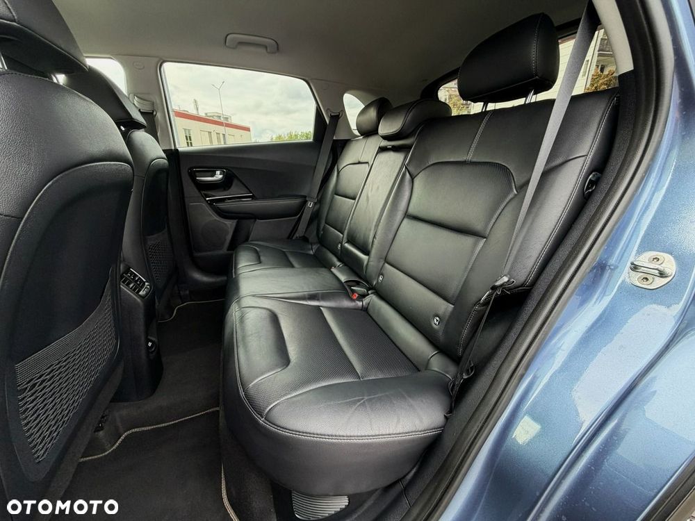 Kia Niro 1.6 GDI Hybrid L Business Line - 24