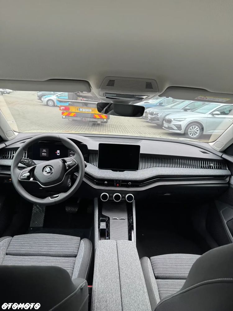 Skoda Superb 2.0 TDI SCR 4x4 Selection DSG - 5