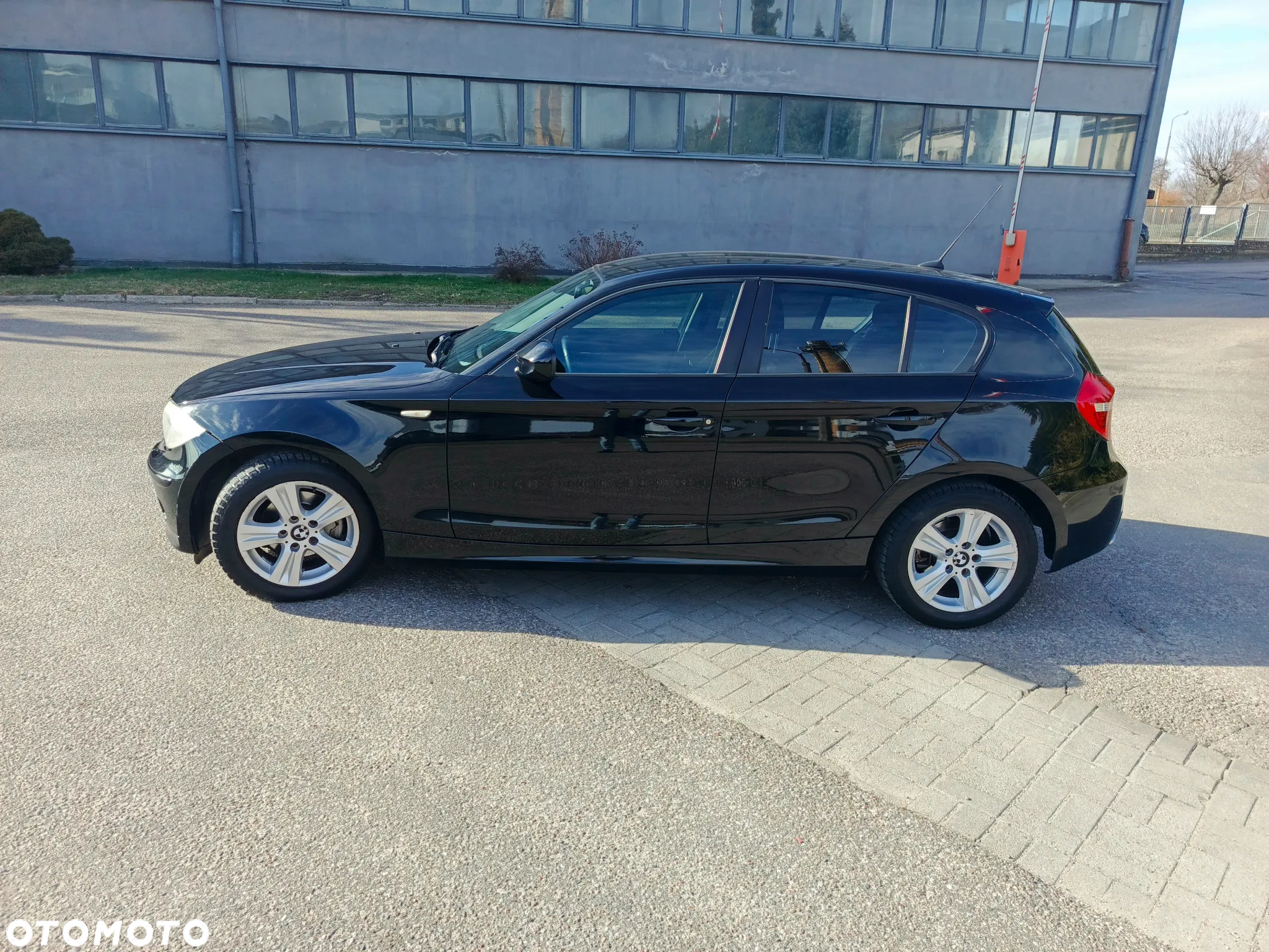 BMW Seria 1 116d - 4