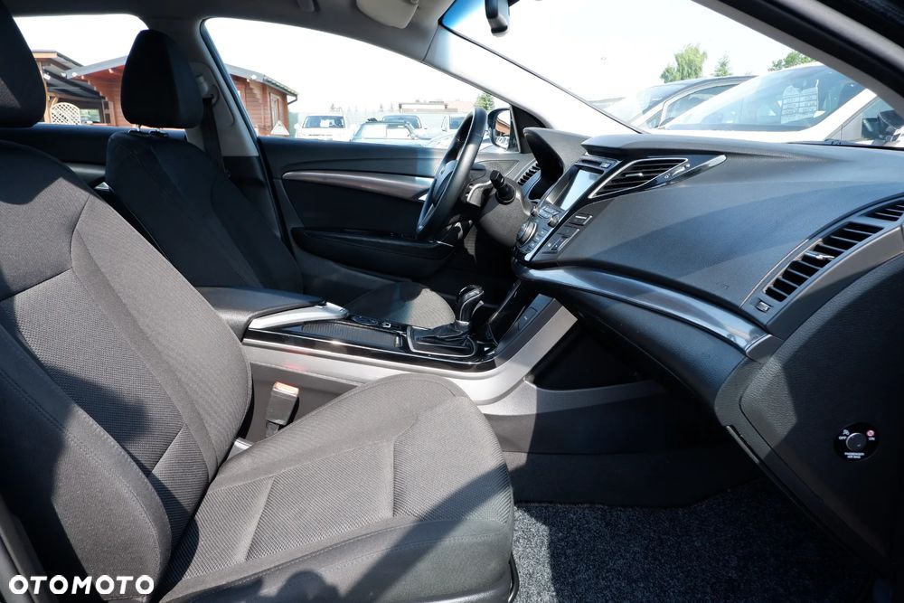 Hyundai i40 i40cw 1.7 CRDi Automatik Style - 9