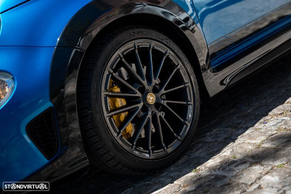 Abarth 695 - 25