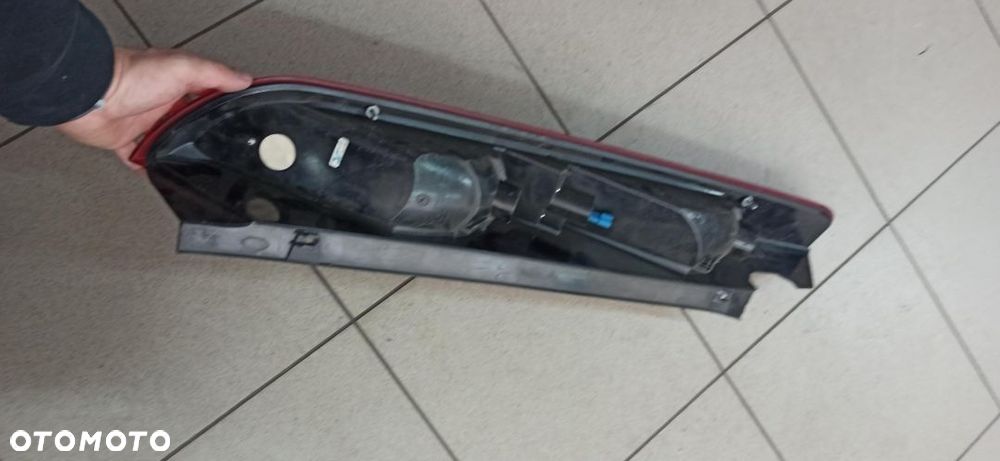 Ford Focus mk2 lift 2007- hb 3/5 drzwi lampa tył LED LEDOWA PRAWA - 2