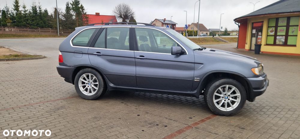 BMW X5 4.4i - 4