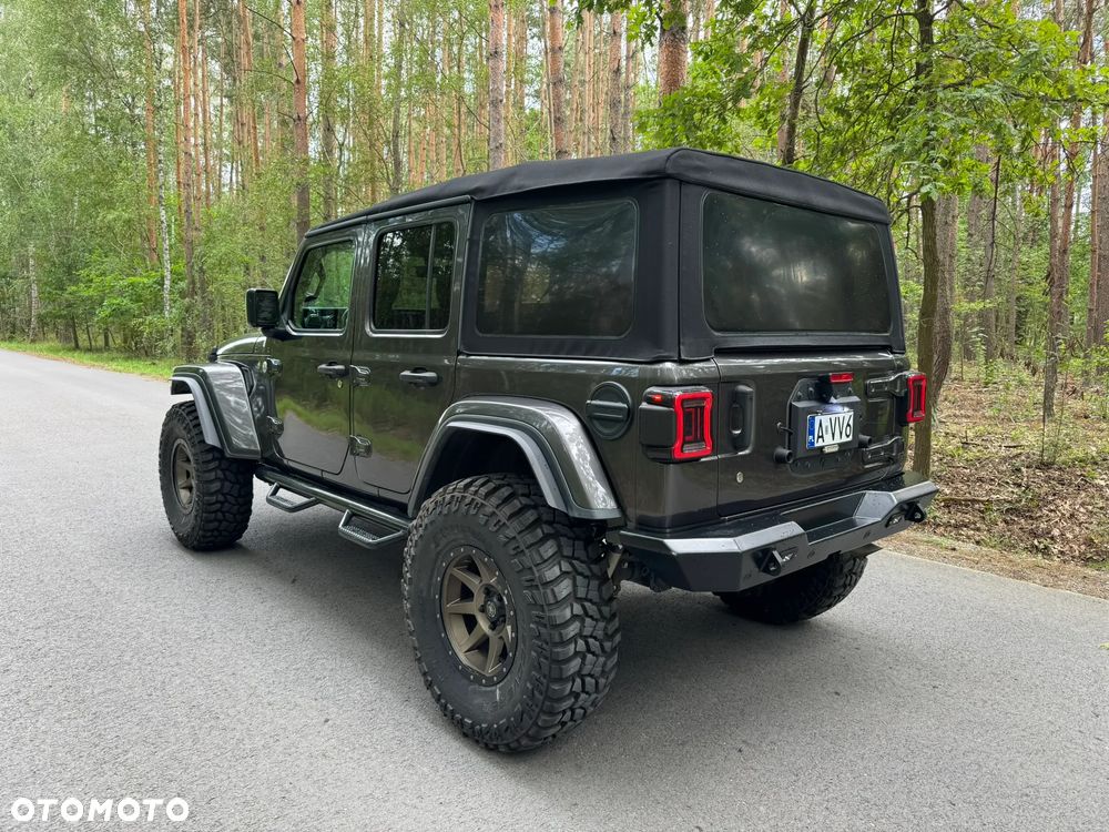 Jeep Wrangler - 6