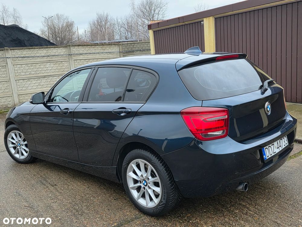 BMW Seria 1 116i Sport Line - 3