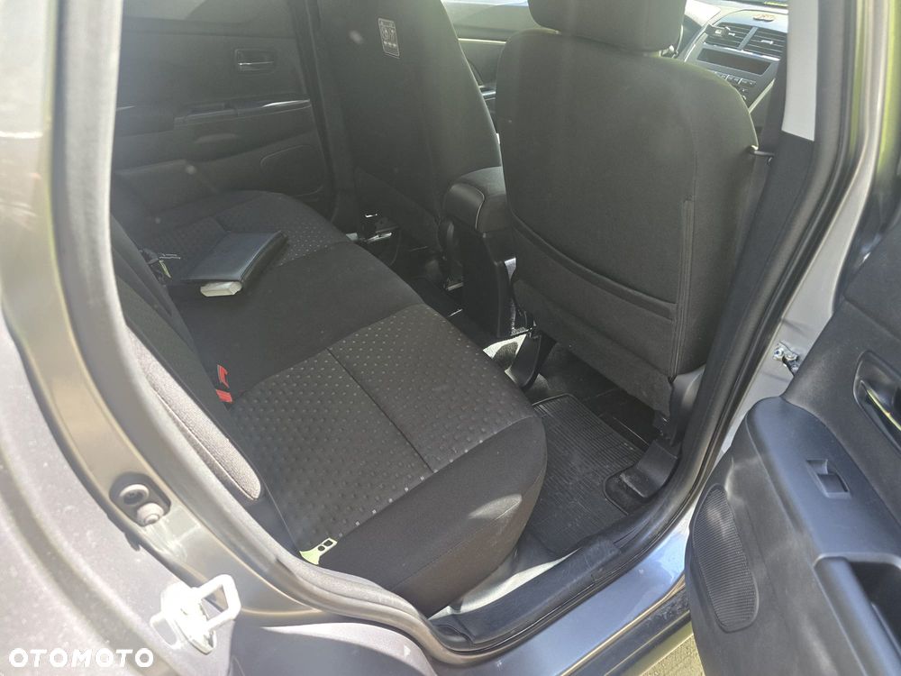 Mitsubishi ASX 1.8 DI-D 2WD Instyle - 11