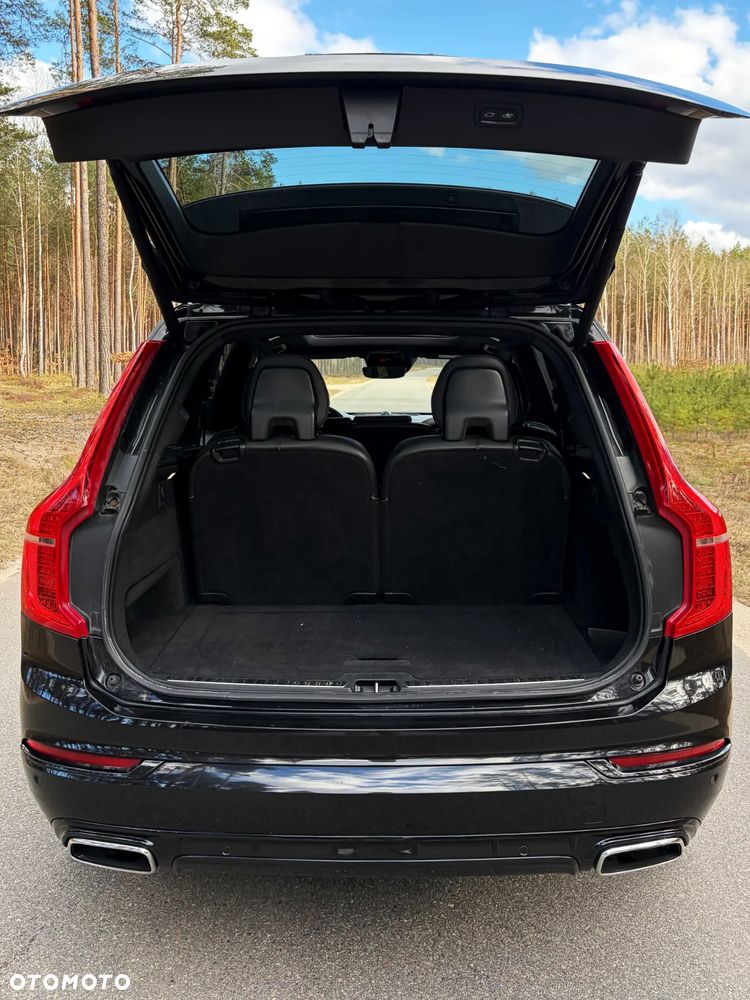 Volvo XC 90 D5 AWD R-Design 7os - 13