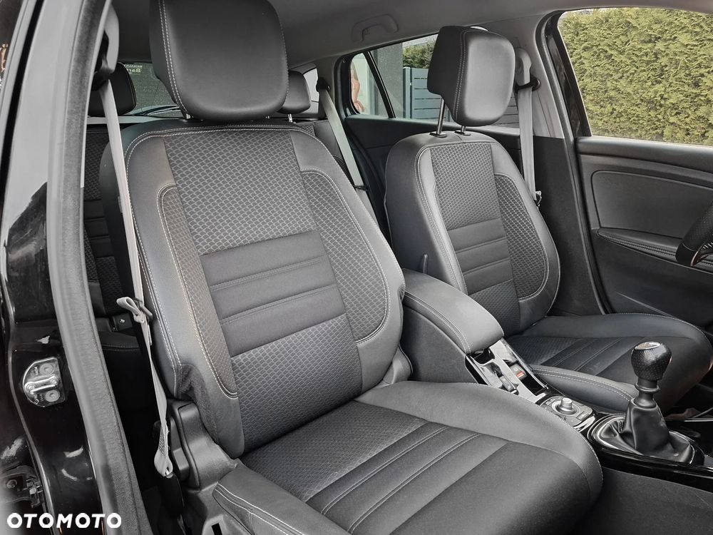 Renault Megane 1.2 16V TCe Energy Bose - 16