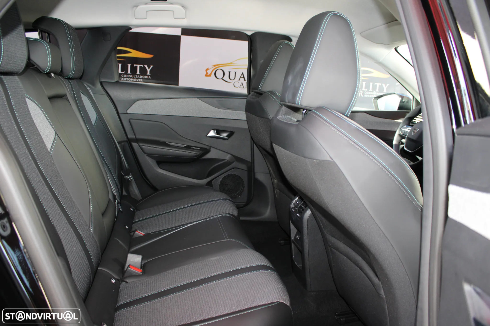Peugeot 308 SW 1.5 BlueHDi Allure EAT8 - 11