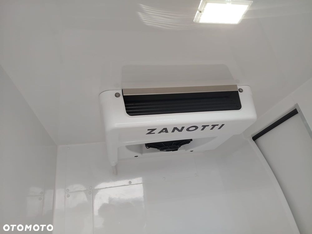 Toyota PROACE CITY - 7
