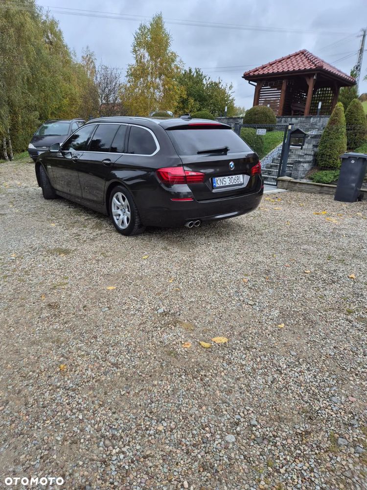BMW Seria 5 520d xDrive Luxury Line - 4
