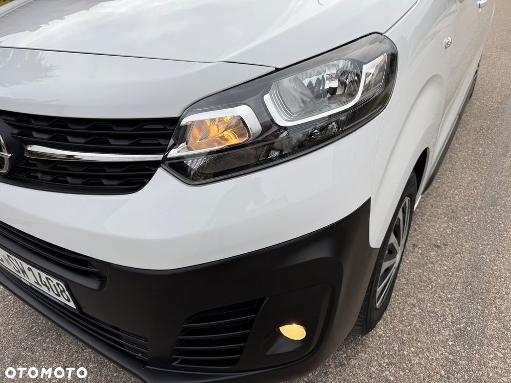 Opel Vivaro - 11