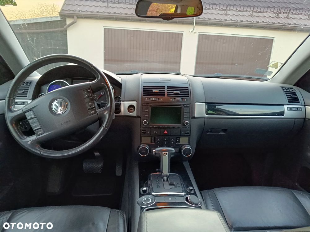 Volkswagen Touareg - 15