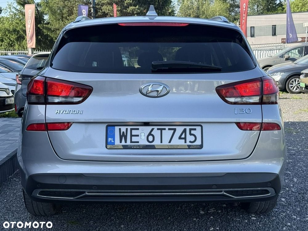 Hyundai i30 1.0 T-GDI Modern - 10