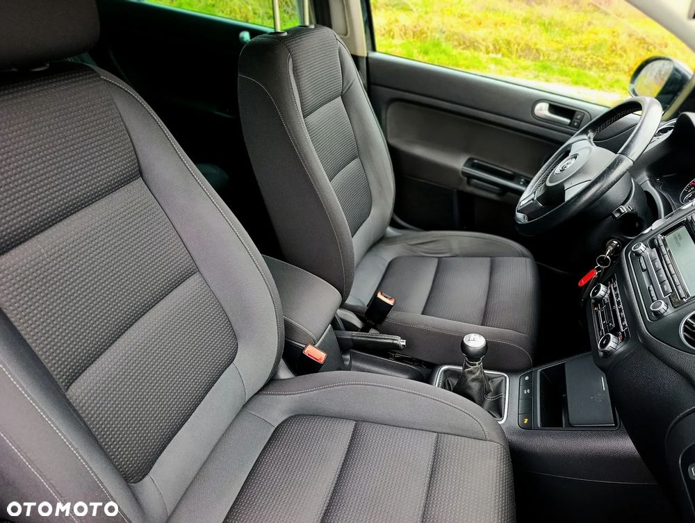 Volkswagen Golf Plus - 13