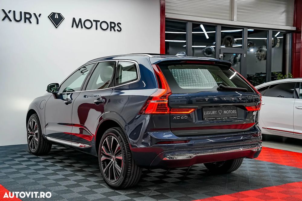 Volvo XC 60 Recharge T6 Twin Engine eAWD Inscription Expression - 7