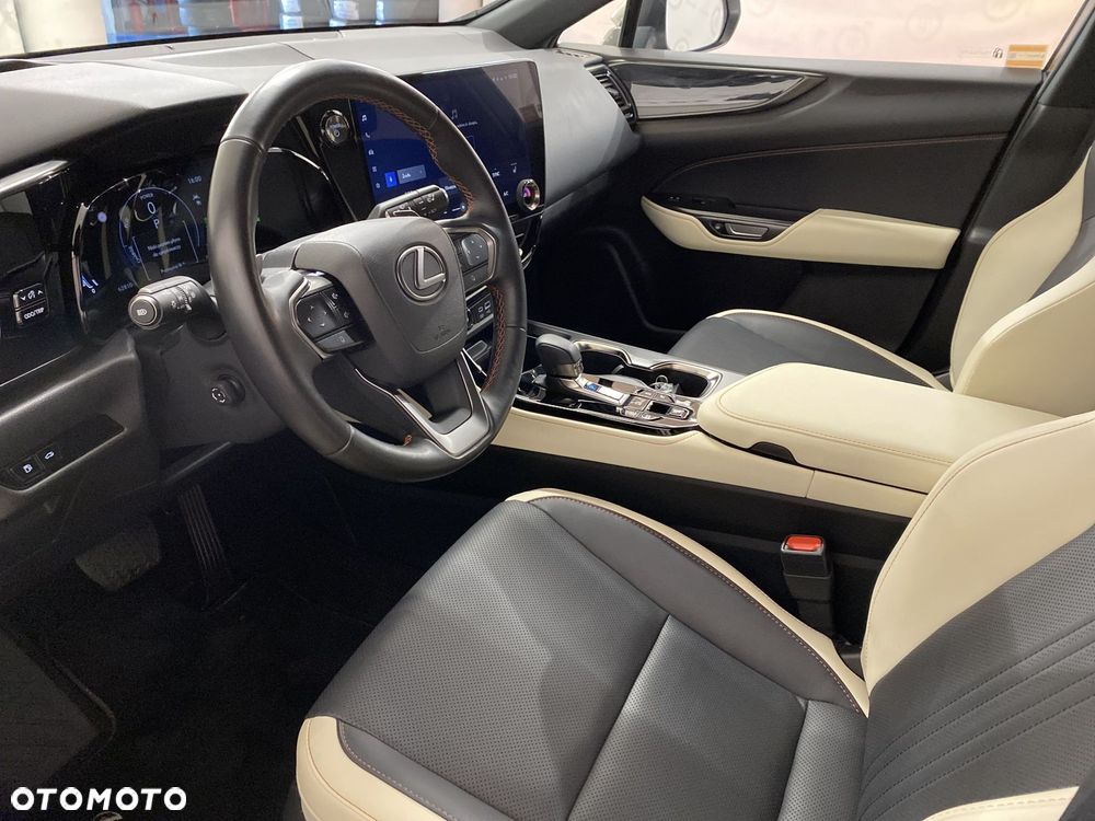 Lexus NX - 3