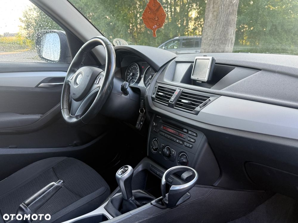 BMW X1 sDrive18d Sport Line - 12